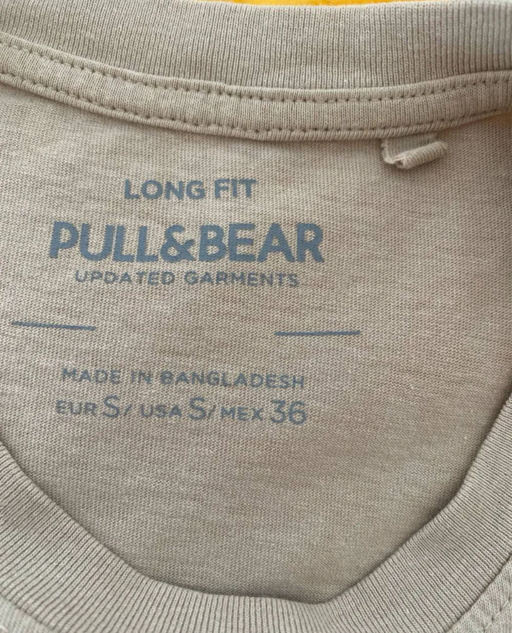 Remera PULL&BEAR - Vista 2