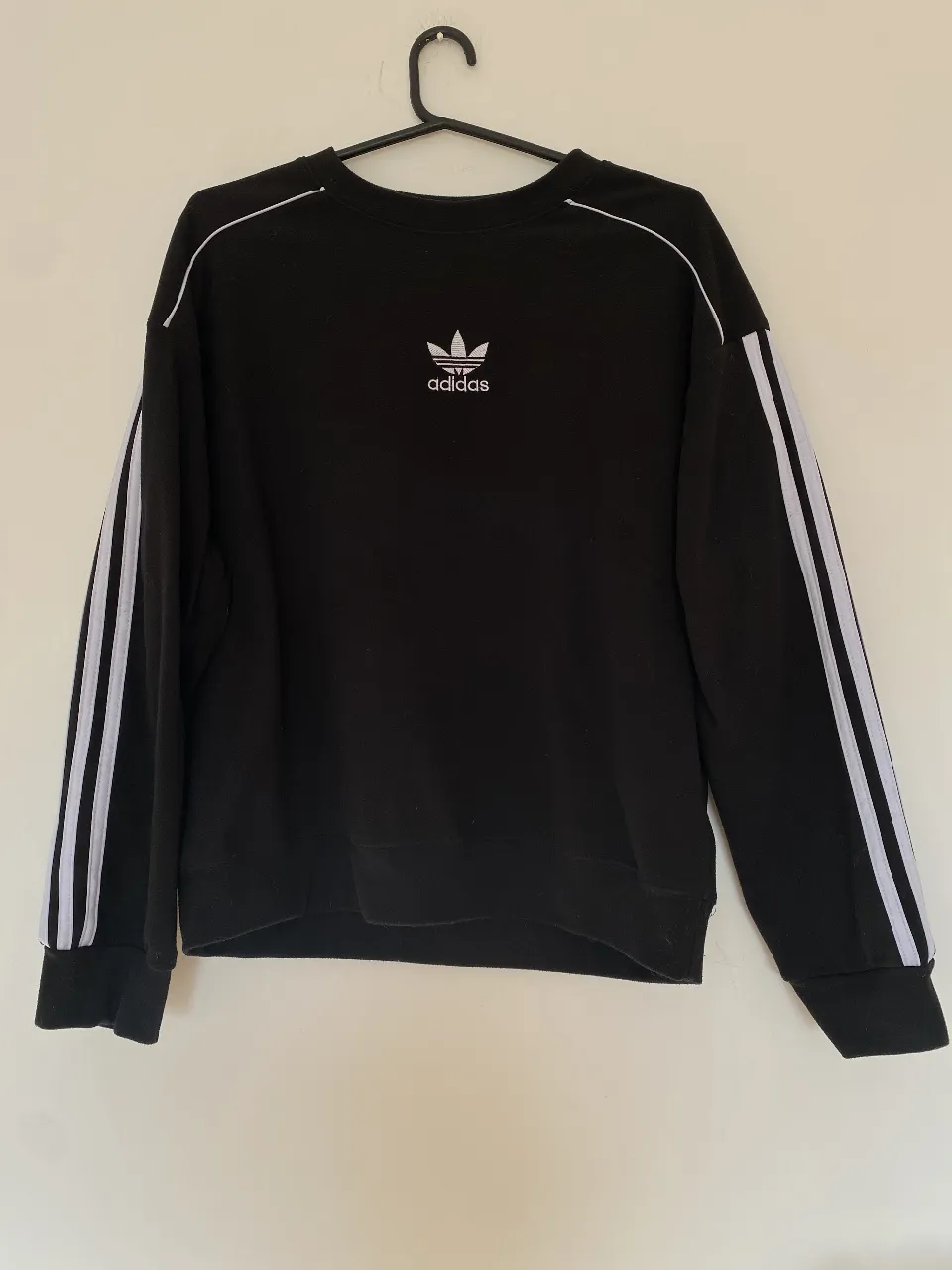 Buzo adidas - Vista 2