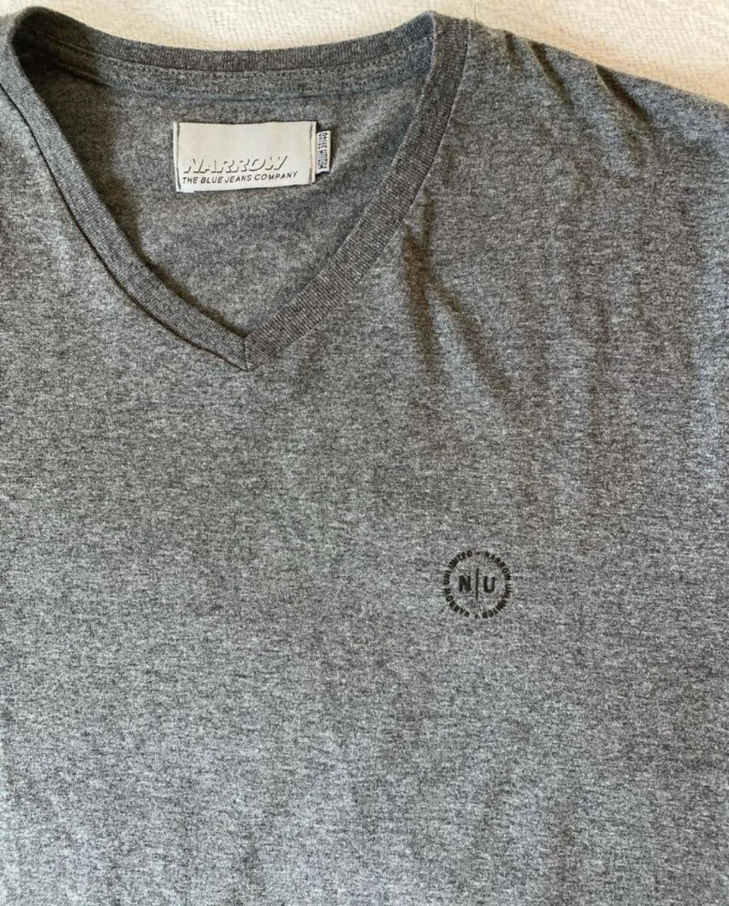 Remera Narrow - Vista 2