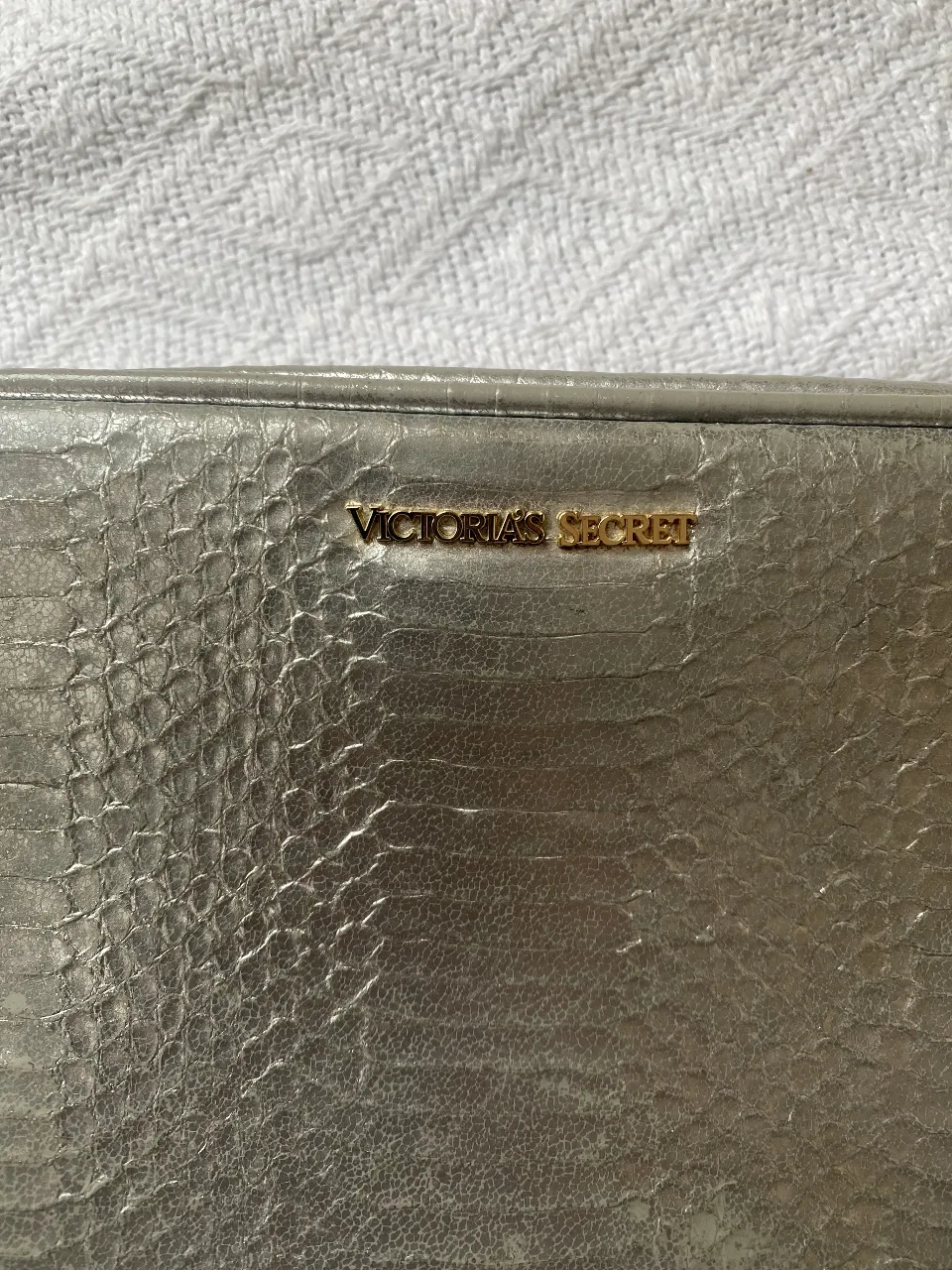 Cartera Victoria's Secret - Vista 2