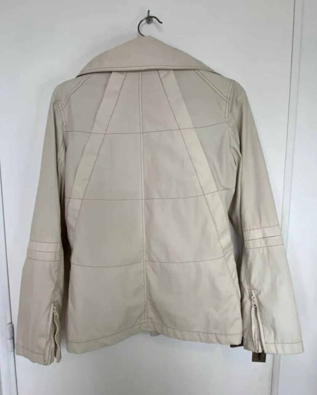 Campera OXMO - Vista 3