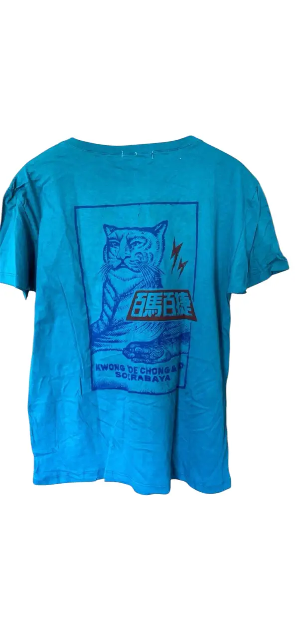 Remera Grōva - Vista 2