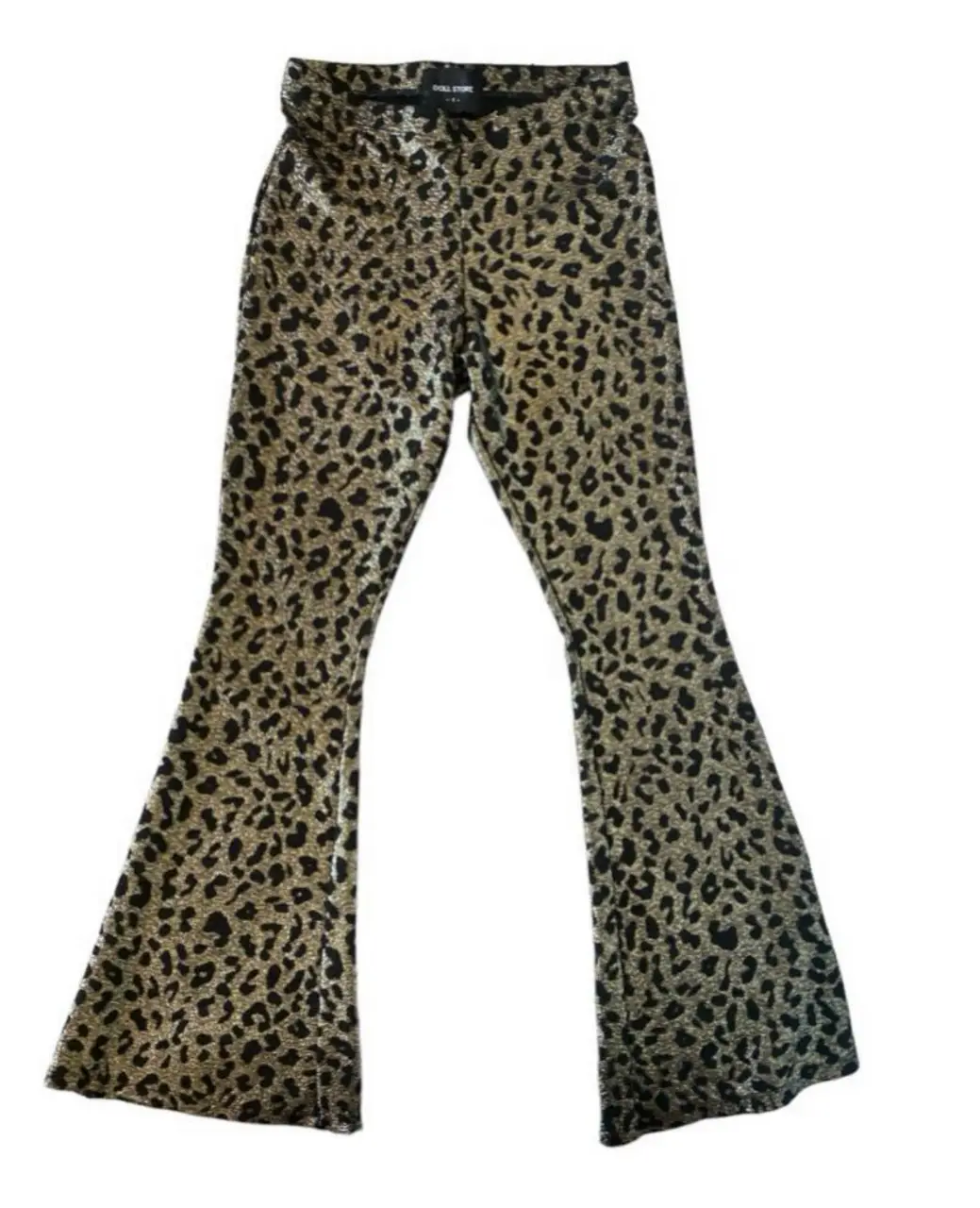 Calzas de mujer con estampado de leopardo, estilo campana, ideal para un look moderno y audaz. Perfecto para salidas y eventos. 