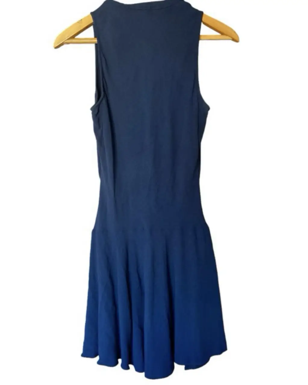 Vestido Theory - Vista 2