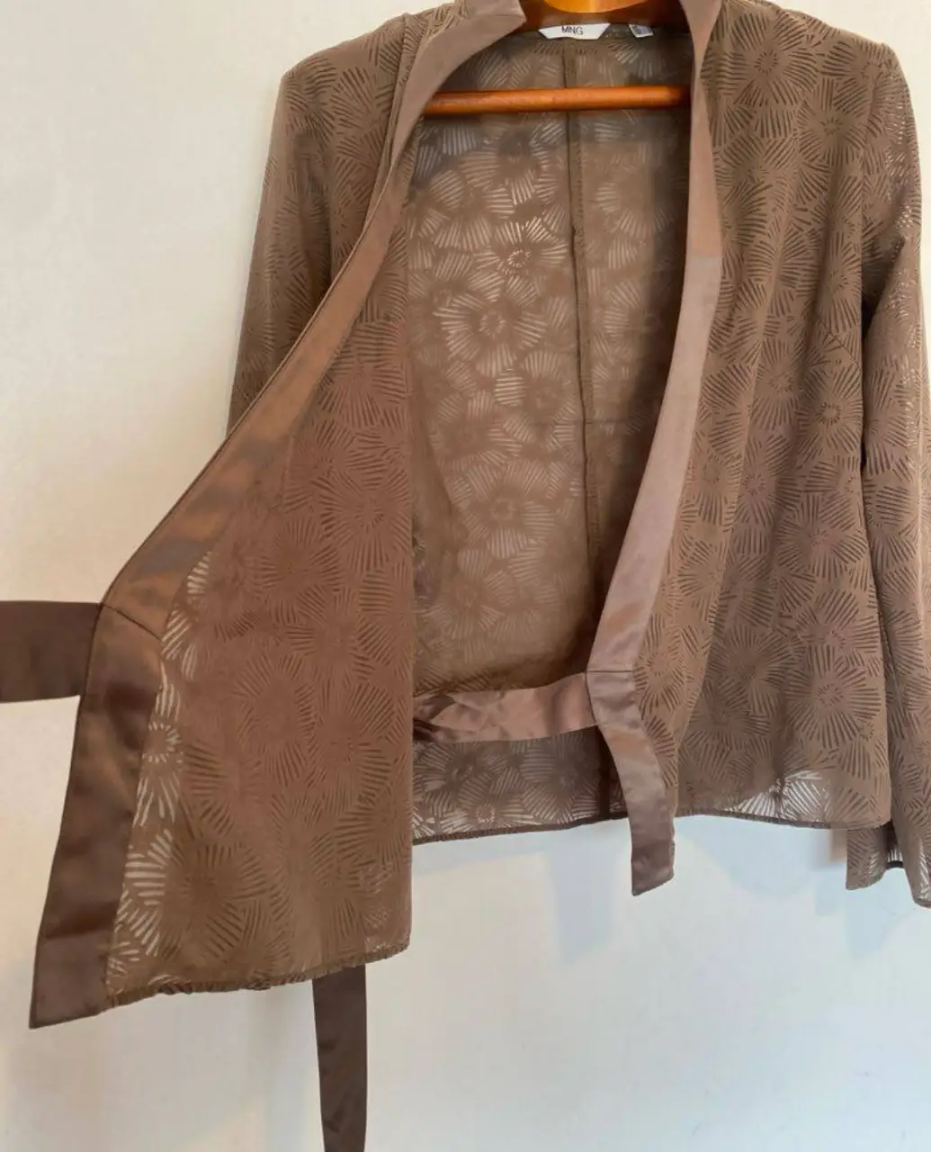Blusa Mango - Vista 3