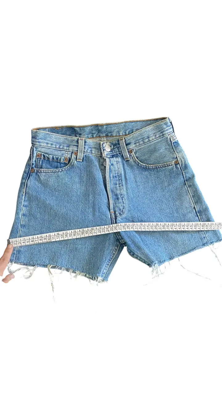 Short Levi's - Vista 3