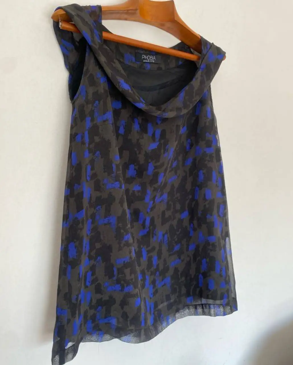 Blusa Phobia - Vista 3