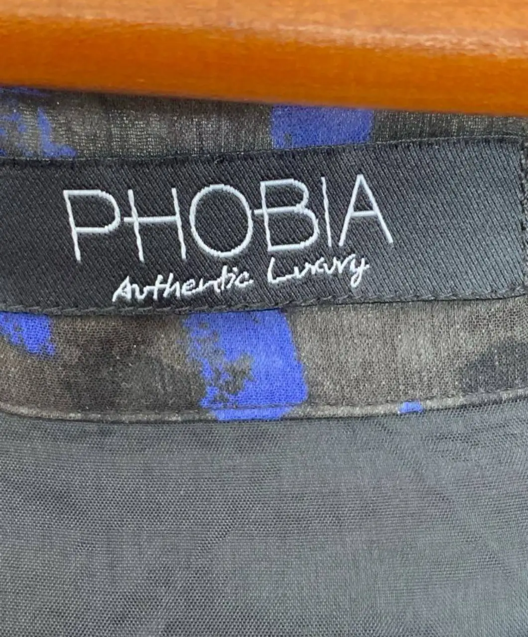 Blusa Phobia - Vista 2
