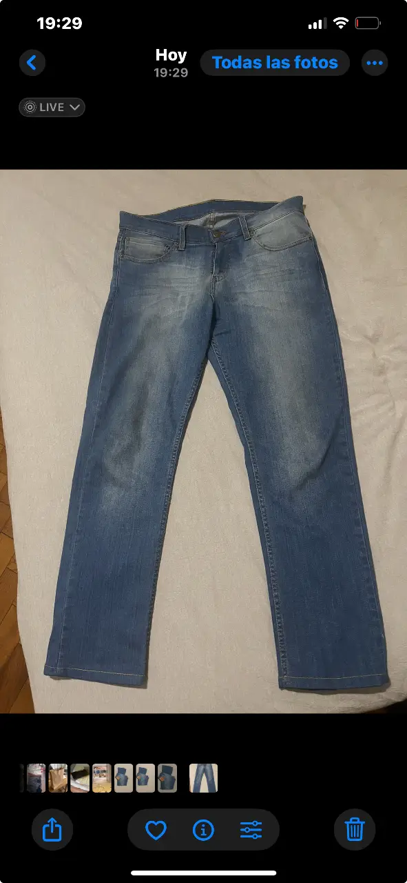 Jeans Levi's 511, corte recto, color azul clásico, talle W32 L32. Un clásico atemporal para cualquier guardarropa.