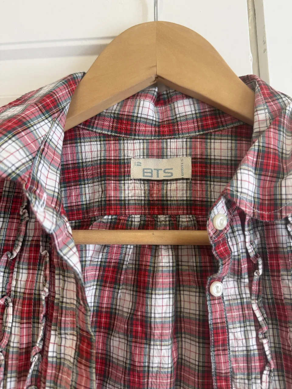 Camisa manga larga BTS - Vista 2