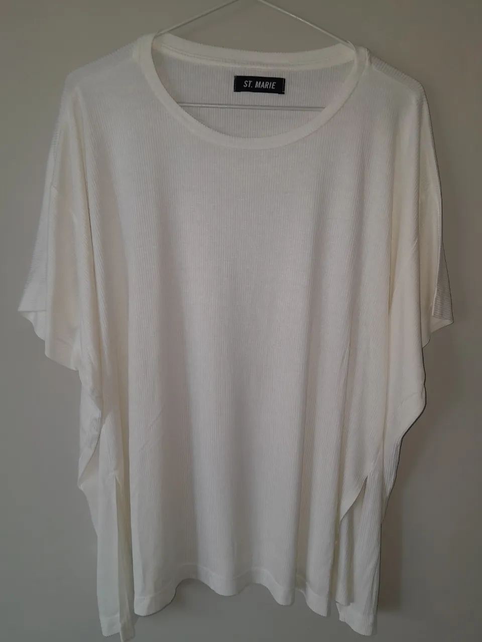 Remera ST. MARIE - Vista 3