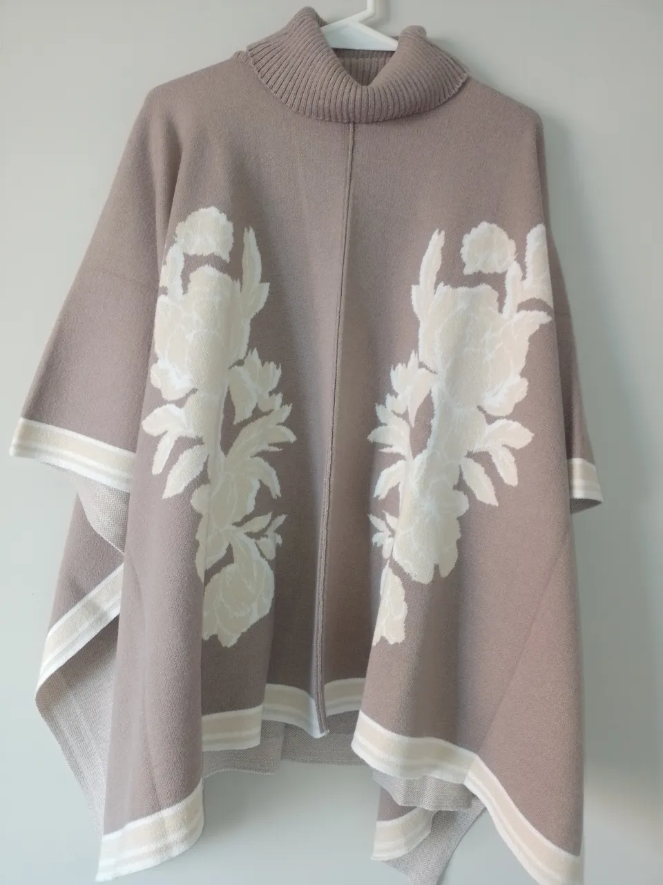 Poncho Hirkum - Vista 4