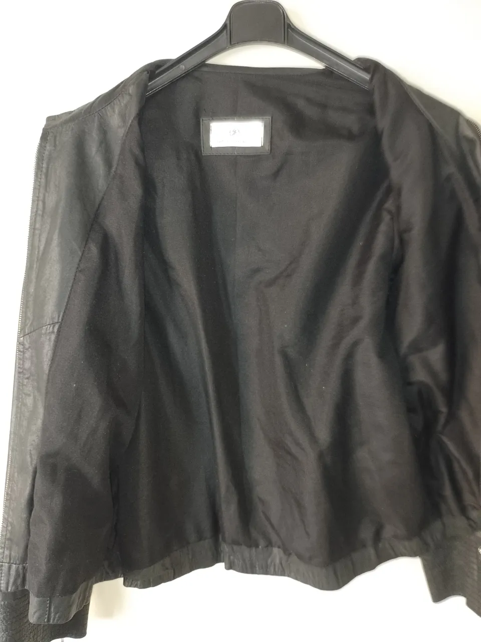 Campera La fabrica cueros - Vista 3