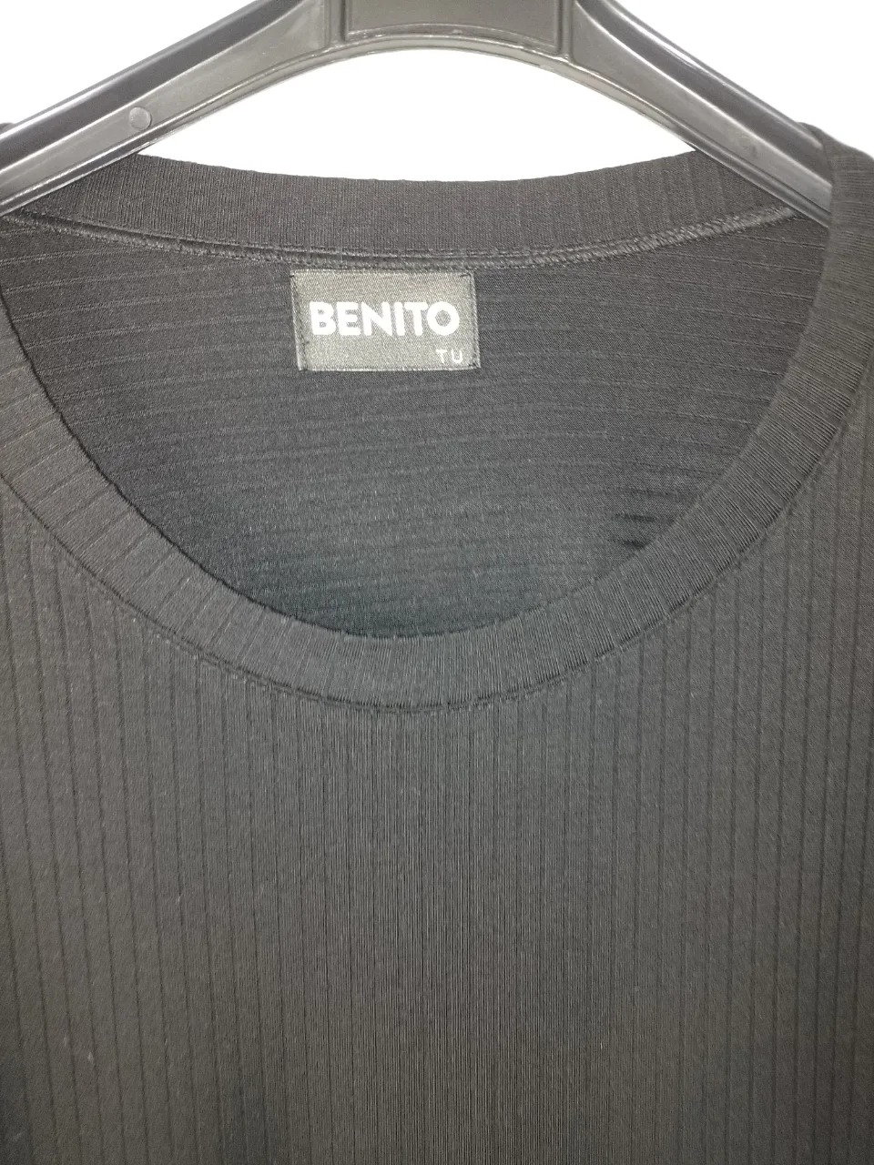 Remera BENITO - Vista 2