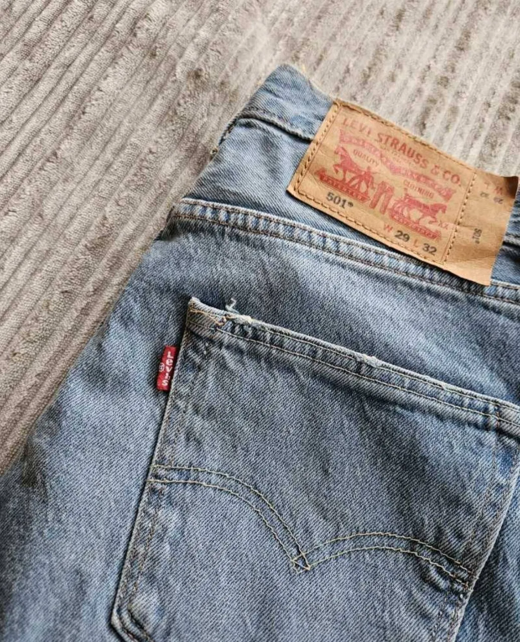 Jean Levi's - Vista 4