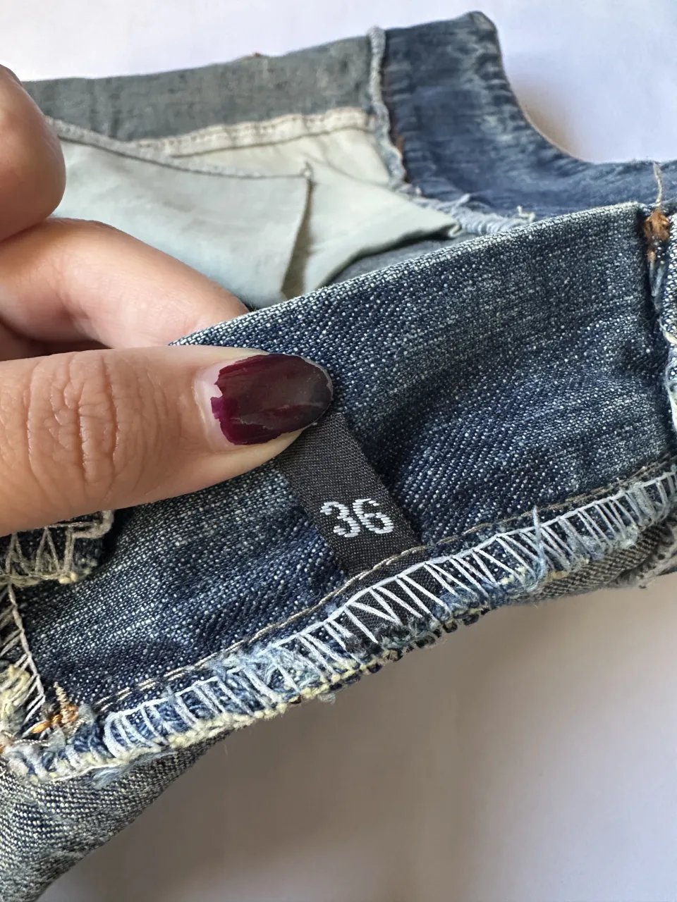 Pollera Levi's - Vista 3